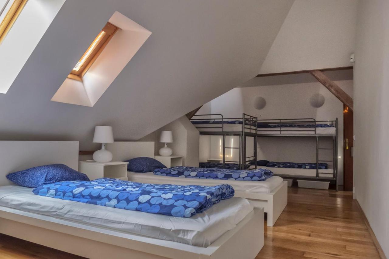 Onefam Miru Hostel Prague Luaran gambar