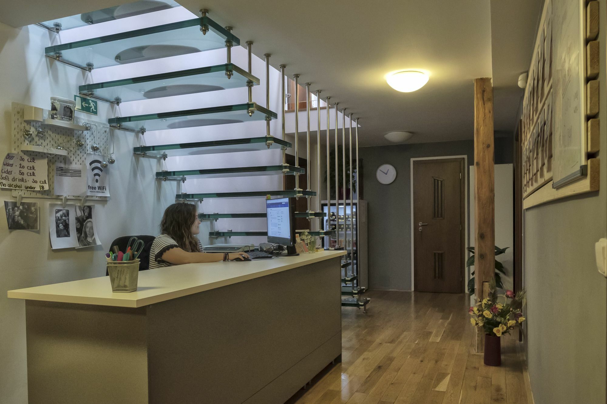 Onefam Miru Hostel Prague Luaran gambar